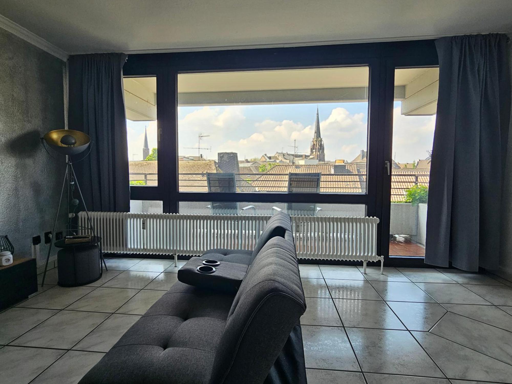 Apartment Sweet - 2 - *